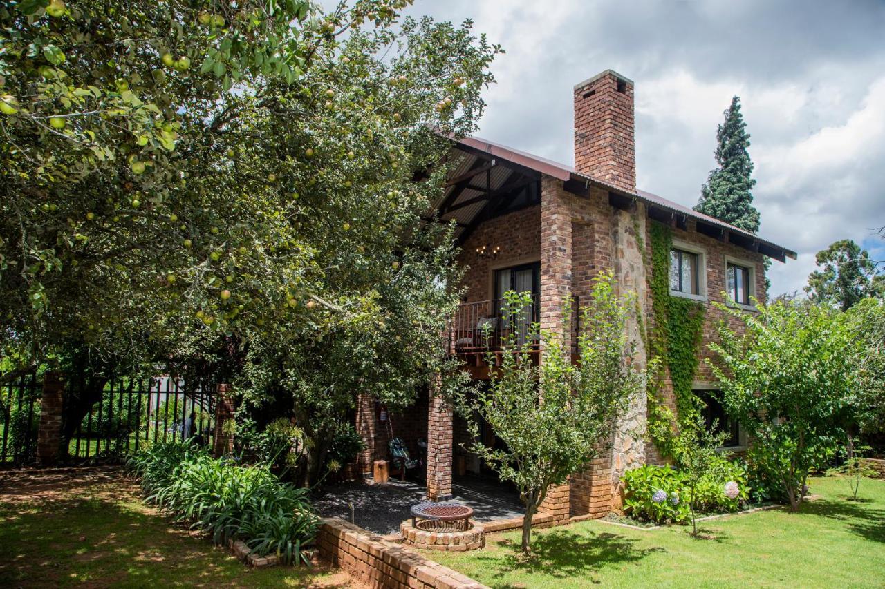 Tarry-Stone Cottages Dullstroom Extérieur photo